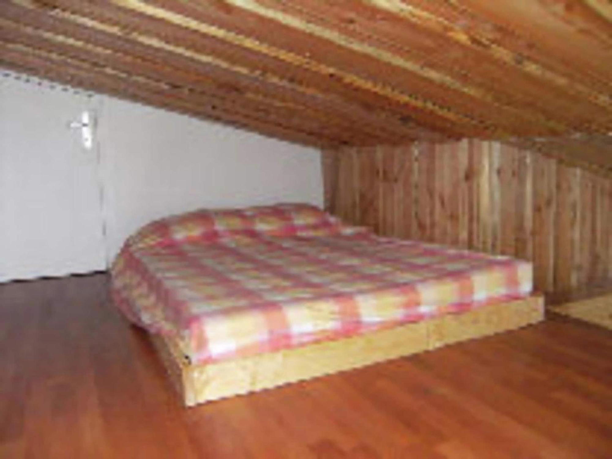 Cosy Holiday Home With Garden In Walscheid Kültér fotó