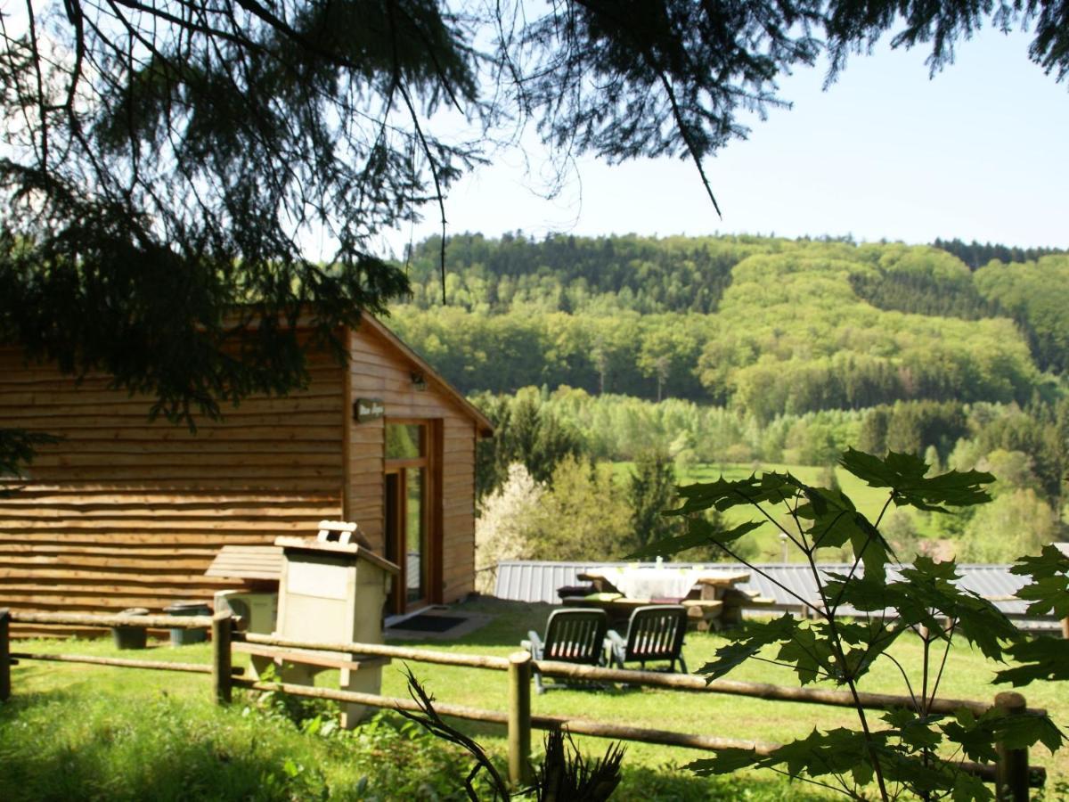 Cosy Holiday Home With Garden In Walscheid Kültér fotó