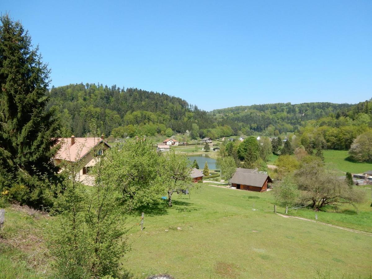 Cosy Holiday Home With Garden In Walscheid Kültér fotó