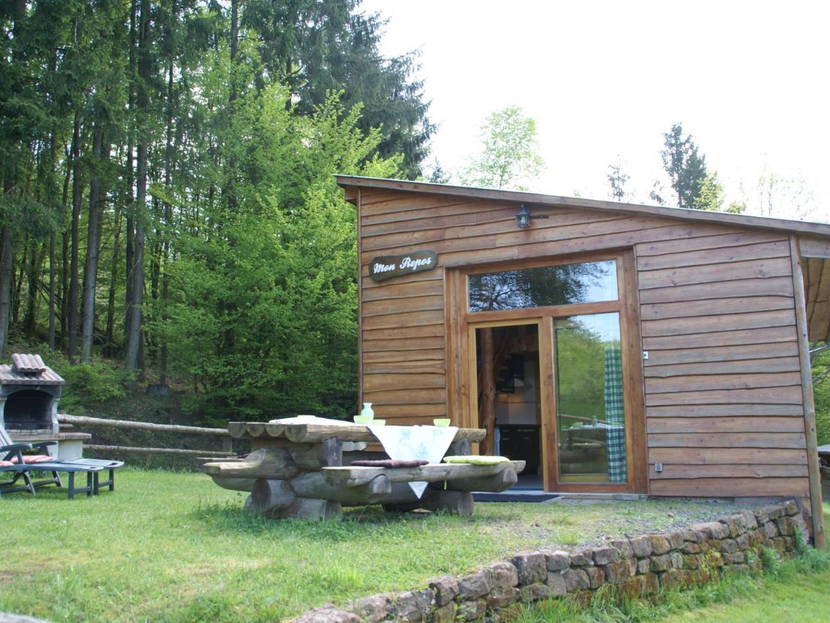 Cosy Holiday Home With Garden In Walscheid Kültér fotó